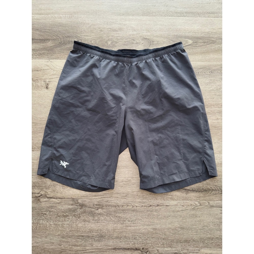 Arc'teryx Men's Gray Athletic Shorts, Large